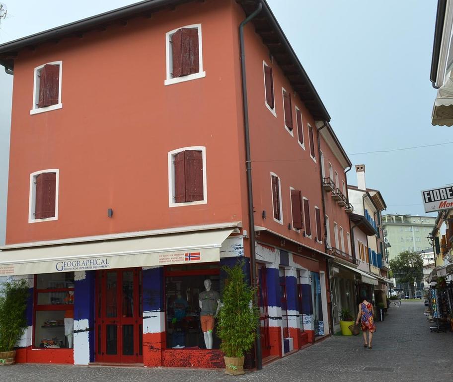 Casa Leone 1 Leilighet Caorle Eksteriør bilde